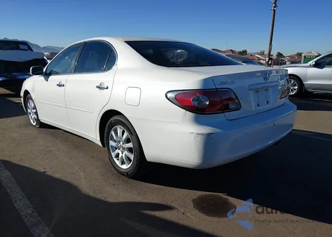 2002 Lexus Es 300 из США, поврежденный, VIN JTHBF30G925030155